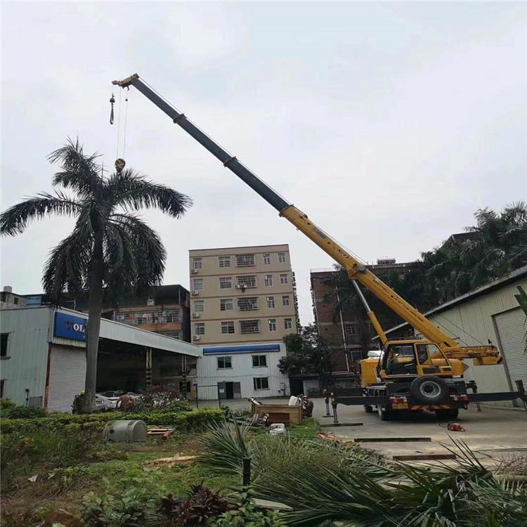 贵阳12吨吊车出租一天的收费标准是什么