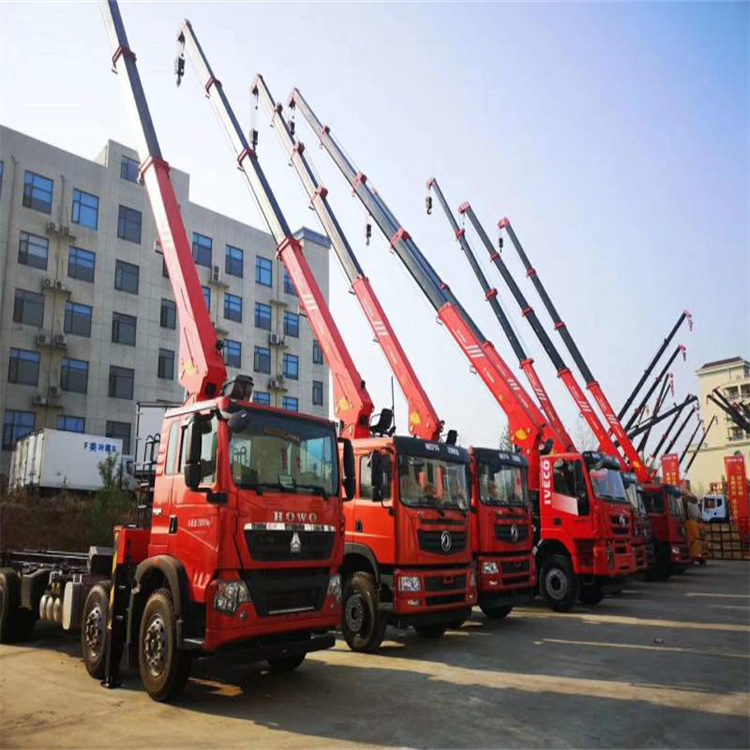 贵阳租专业吊车电话